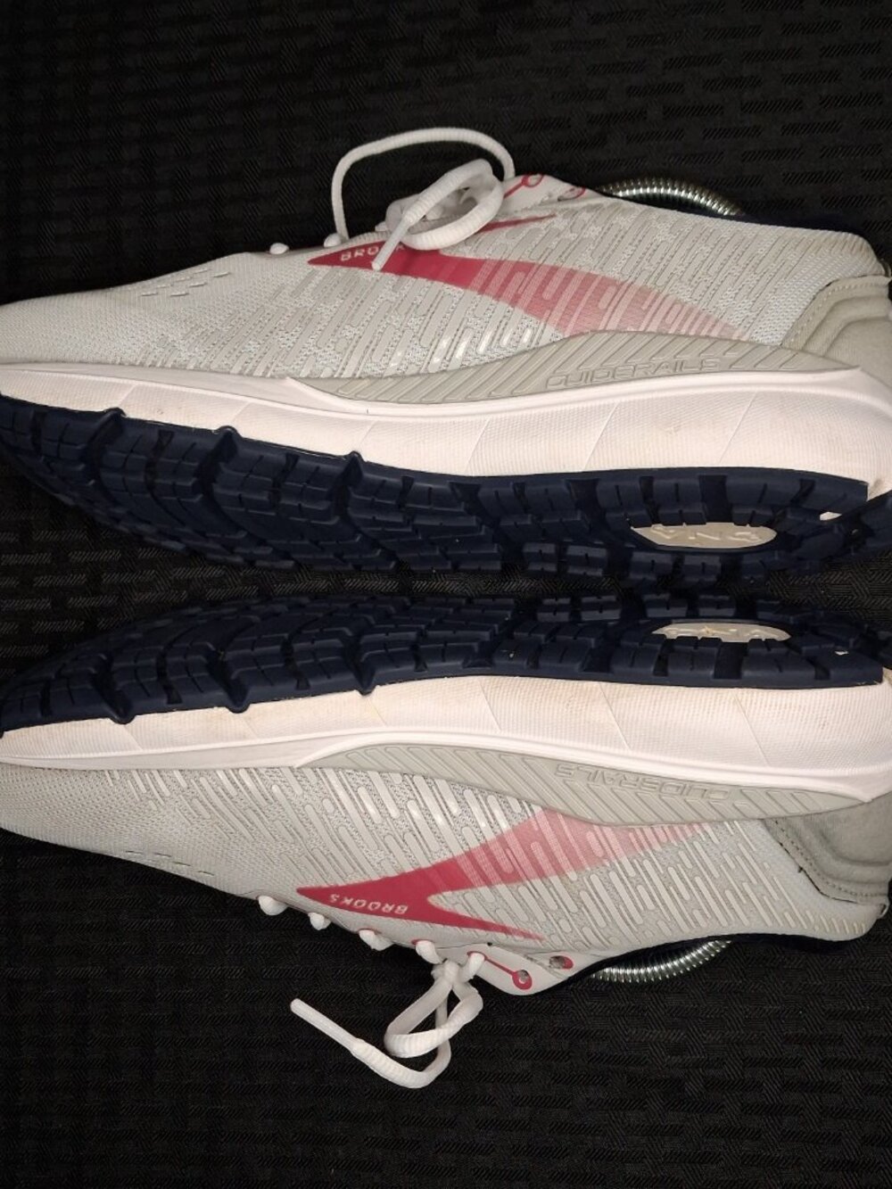 Brooks Women's Addiction GTS Running Walking Shoes in size 9.5 - Picture 5 of 12